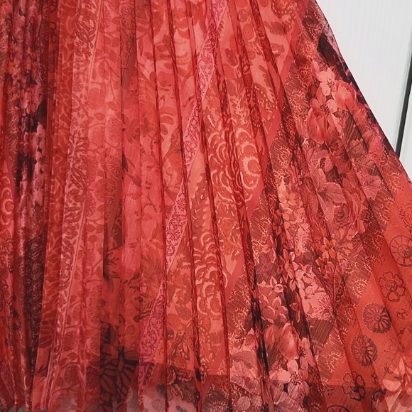 Alice + Olivia Red Orange Pleated Drapey Tank Top, Size S - Picture 10 of 10